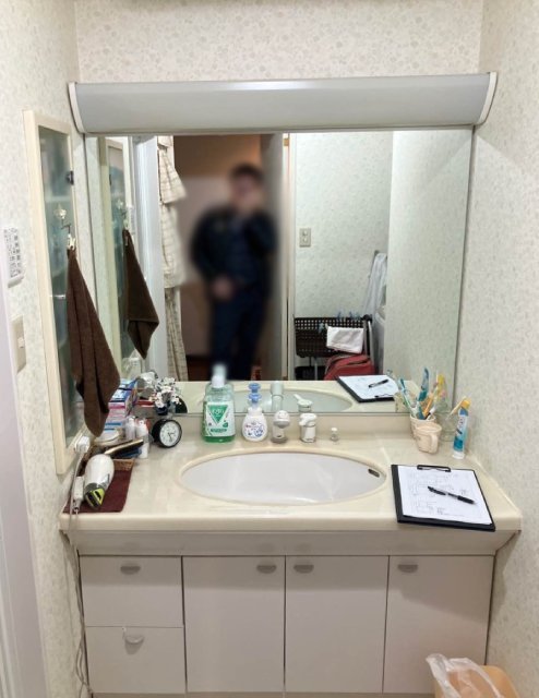 たっぷり収納ですっきりとした洗面空間施工後イメージ１